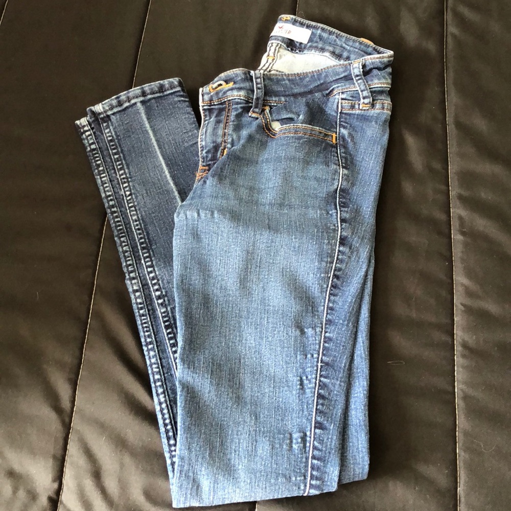 hollister blue jeans